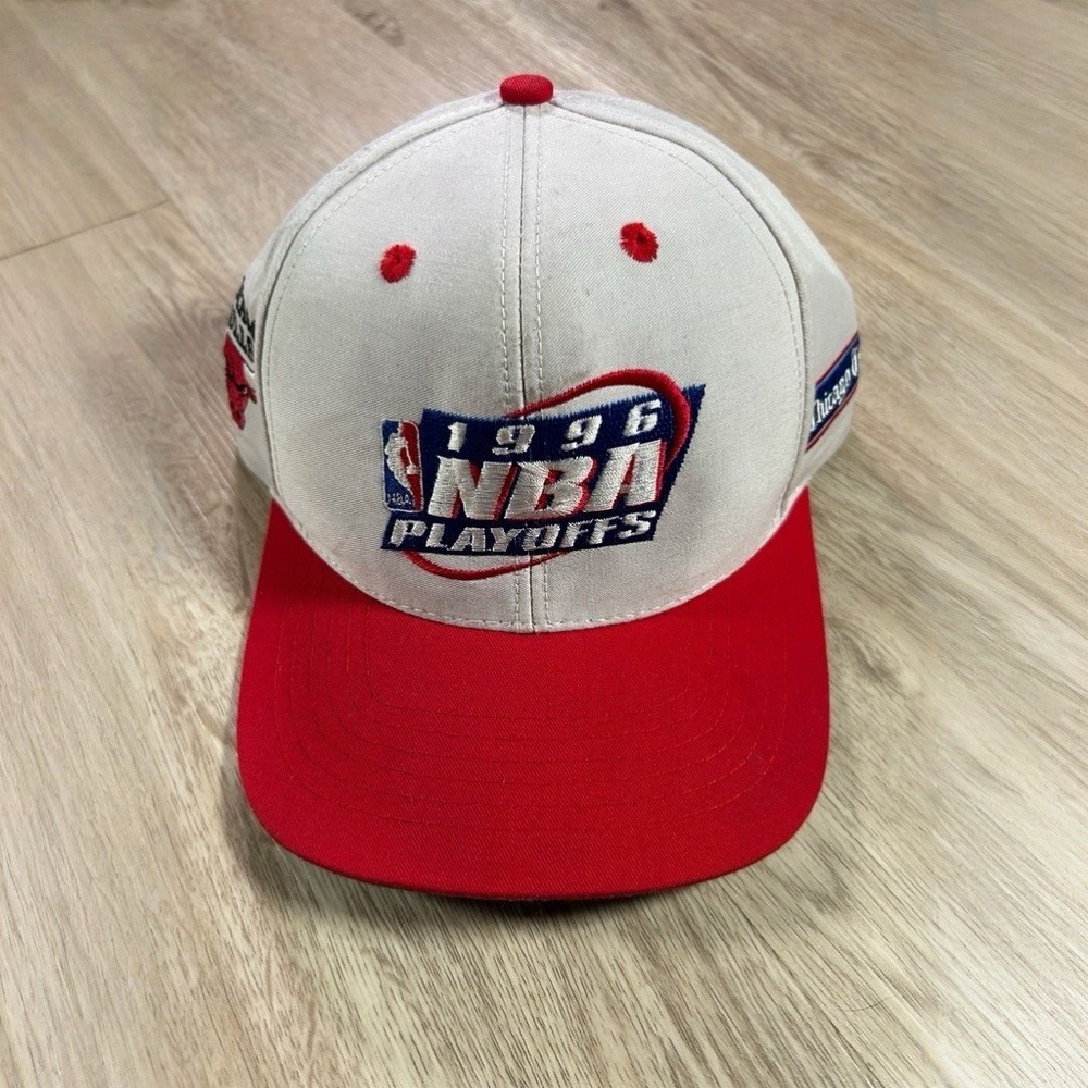 VTG 1996 Chicago‎ Bulls 1996 NBA Playoffs Snapback Hat Jordan White Red Cap